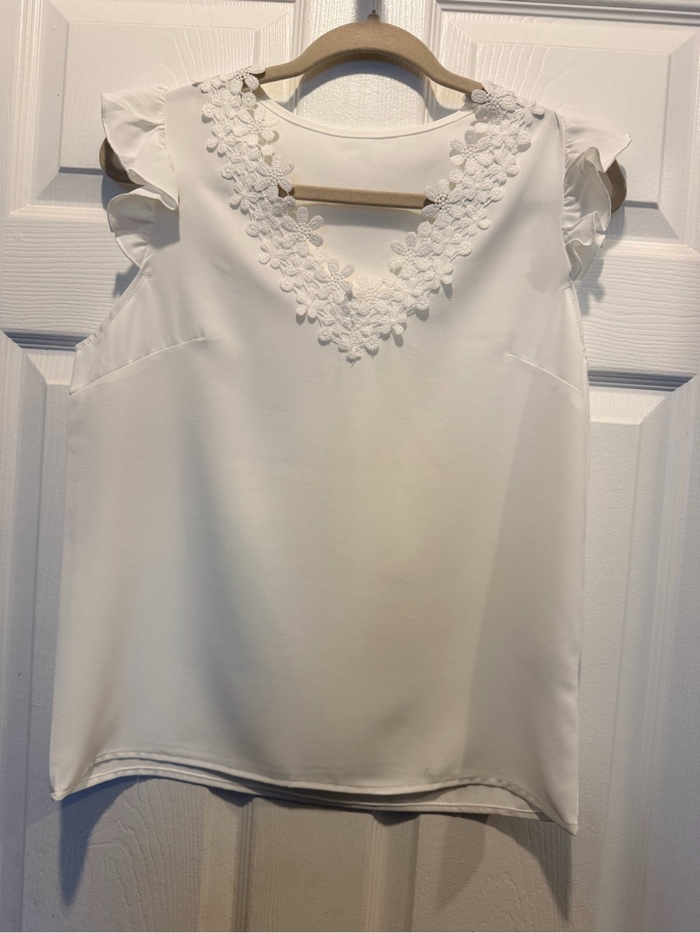 SHEIN White Floral Lace V-Neck Ruffle Sleeve Camisole